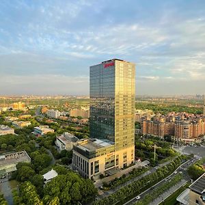 Shanghai Marriott Hotel Pudong East - Only A 30 Minute Drive From Disney